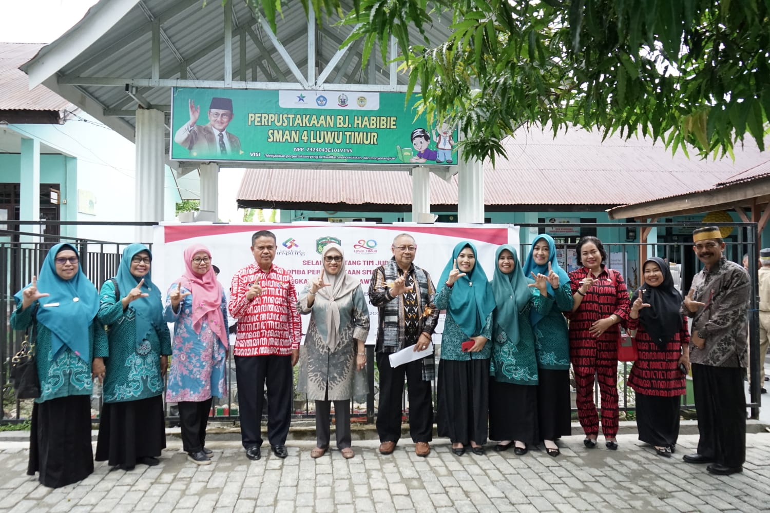 Perpustakaan BJ. Habibie SMAN 4 Lutim Juara 1 Lomba Perpustakaan ...