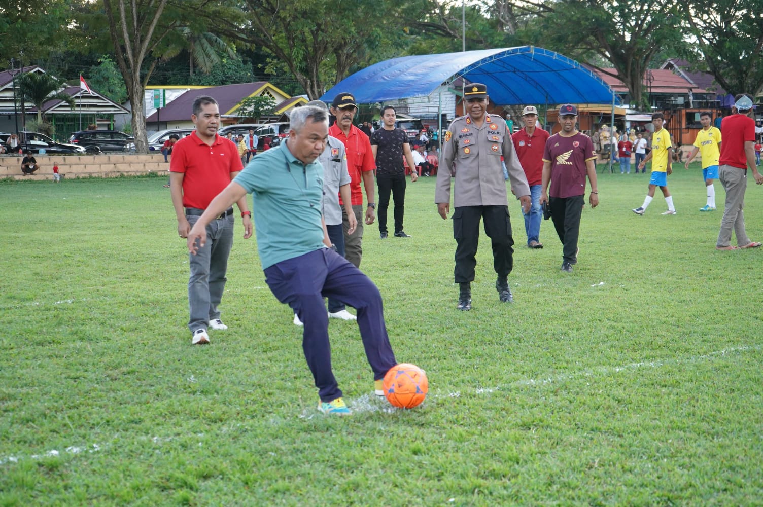 Budiman Buka Turnamen Mini Soccer Bupati Cup Tahun 2023 Di Wotu ...