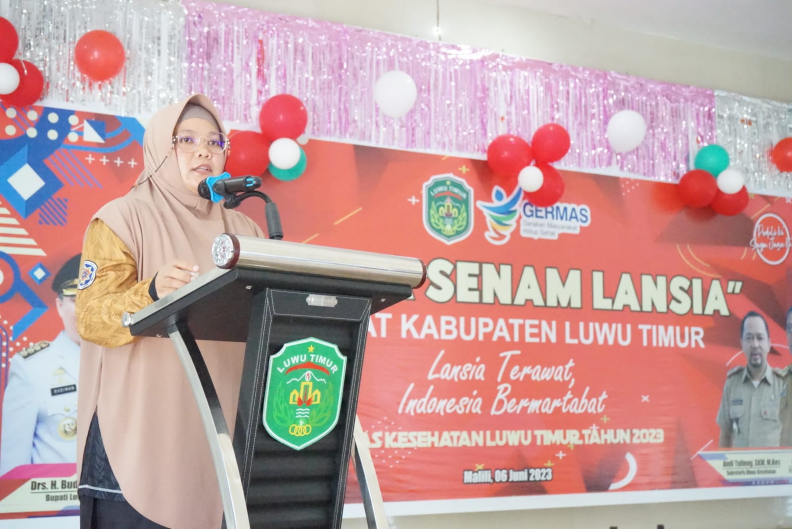 Asisten Pemerintahan Dan Kesra Buka Lomba Senam Lansia Se Kabupaten Lutim Luwuraya Com