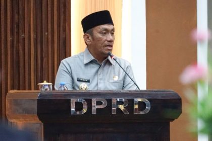 Bupati Irwan Bachri Syam menekankan pentingnya sinergi eksekutif dan legislatif agar kebijakan anggaran menjawab kebutuhan masyarakat (Sumber: Dinas Kominfo SP Luwu Timur)