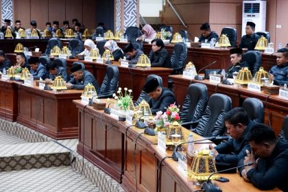 Fraksi PAN DPRD Luwu Timur menyoroti SiLPA Rp21,64 miliar dalam APBD Perubahan 2026. Pemerintah diminta memastikan sisa anggaran itu bukan akibat program yang gagal terlaksana.