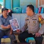 Bhabinkamtibmas Kelurahan Battang Barat Aiptu Jhon Ansrisan saat menyambangi warga di wilayah RW 02/RT 02, Rabu (9/9/2026) (Sumber: TBN Luwu Timur)