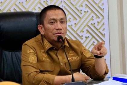 Bupati Luwu Timur Irwan Bachri Syam menjelaskan rencana pembangunan kawasan lada terpadu di Loeha Raya, termasuk perhatian terhadap status kawasan, kewenangan IUP PT Vale, dan pembangunan jalan Mahalona-Bantilang.