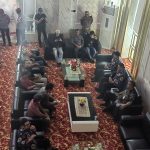Aliansi Tani Luwu Timur saat menyampiakan aspirasi di loby Kantor Bupati Luwu Timur (Sumber: Asdhar)