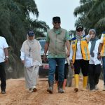 Pemerintah Kabupaten Luwu Utara terus memperkuat pengendalian banjir melalui pembangunan dan penguatan tanggul permanen di sejumlah titik rawan di sepanjang aliran Sungai Masamba dan Sungai Baliase (Sumber: setda.luwuutarakab.go.id)
