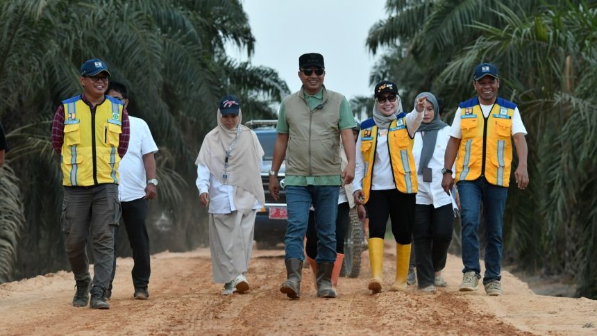 Pemerintah Kabupaten Luwu Utara terus memperkuat pengendalian banjir melalui pembangunan dan penguatan tanggul permanen di sejumlah titik rawan di sepanjang aliran Sungai Masamba dan Sungai Baliase (Sumber: setda.luwuutarakab.go.id)