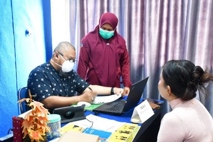 TP PKK Kota Palopo melaksanakan kegiatan Tracing TBC Terintegrasi dan Cek Kesehatan Gratis (CKG) di Kampus Universitas Cokroaminoto Palopo (UNCP) (Sumber: Dinas Kominfo SP Kota Palopo)